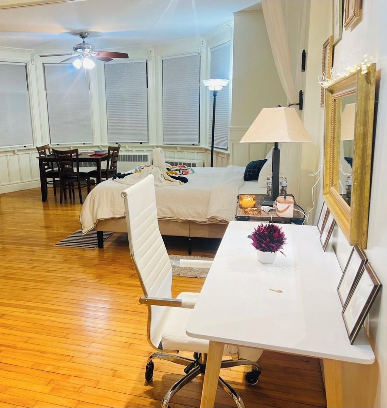 Iron/ironing board, WiFi (free), bed sheets