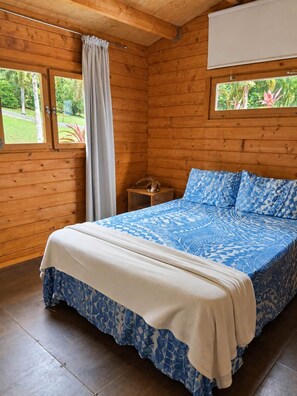 Iron/ironing board, WiFi - Te Tua - 3BR Hillside, Ocean View Escape (Arorangi District)