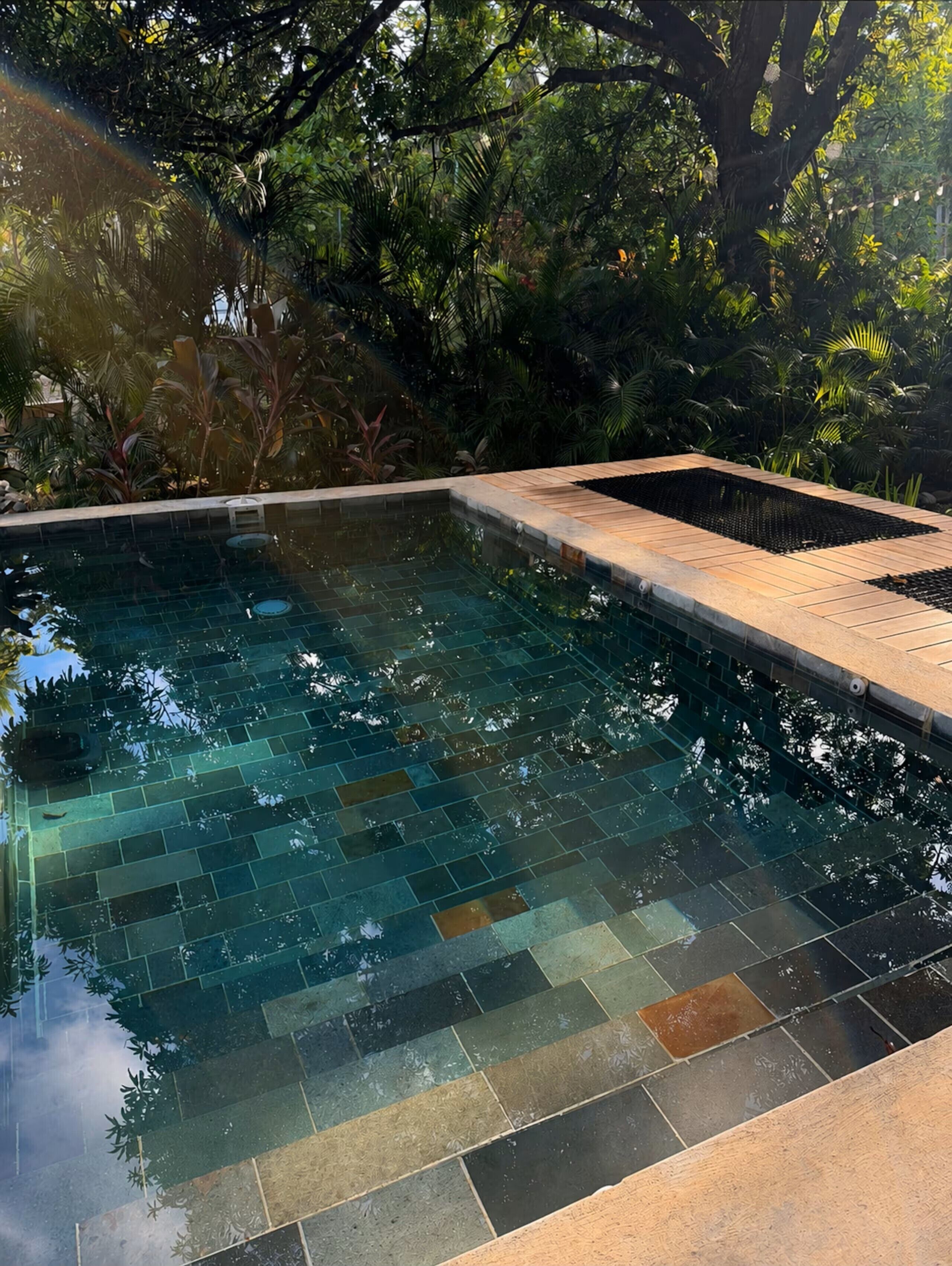 泳池