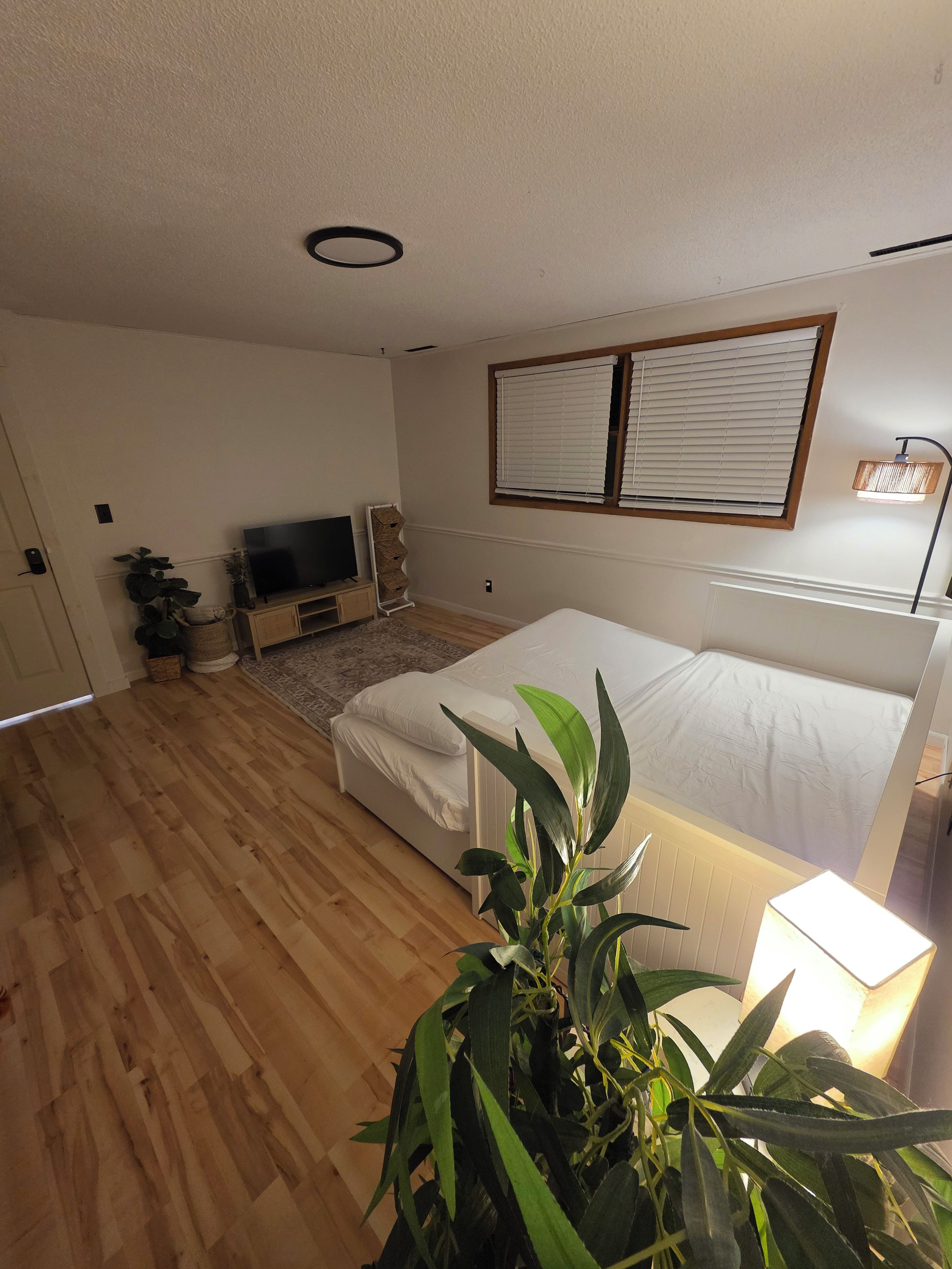 1 bedroom, iron/ironing board, free WiFi, bed sheets
