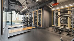 Fitness facility - E11EVEN Studio Suite w/ Rooftop Pool & City Views (Miami)