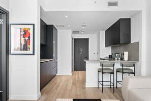 Interior - E11EVEN 25th Floor Residence w/ Skyline Views (Miami)