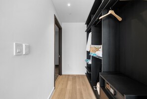 Interior - E11EVEN 25th Floor Residence w/ Skyline Views (Miami)