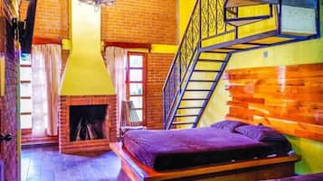Habitación familiar, vista al jardín | Wifi gratis