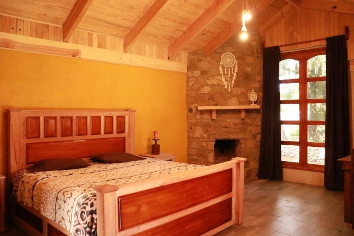 Habitación doble Confort, vista al jardín | Wifi gratis 