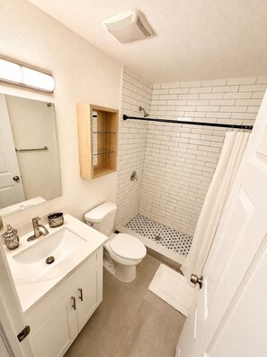 Bathroom - Escape to this 3 bed/ 2 bath in el Portal, one of Miamis hidden gems. (Miami)