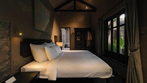 Deluxe-Doppelzimmer, Poolblick | Kostenloses WLAN