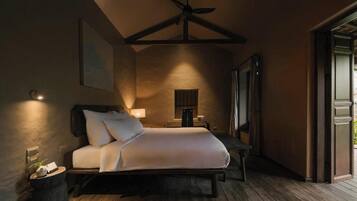 Deluxe Double Room, Pool View | WiFi (free)