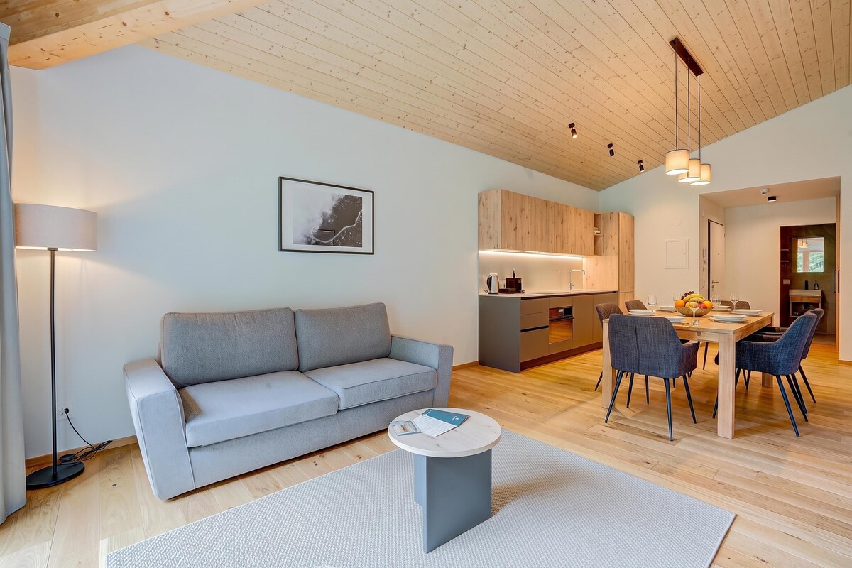 Appartamento Standard, 2 camere da letto, 2 bagni (Residenza Castanea 307 Modern Alpine) | Area soggiorno