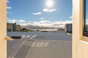 Unclassified image, 3 of 10, button - Studio for 2 in Central Te Aro Stay! (Wellington)