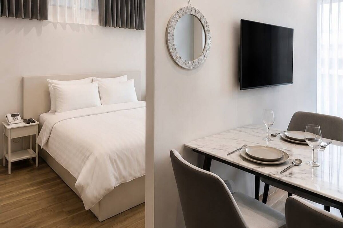 Superior Quadruple Room, Balcony, City View