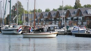 Unclassified image, 5 of 25, button - Nice home in Uitgeest with WiFi (Uitgeest)