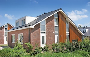 Exterior - 3 bedroom gorgeous home in Uitgeest (Uitgeest)