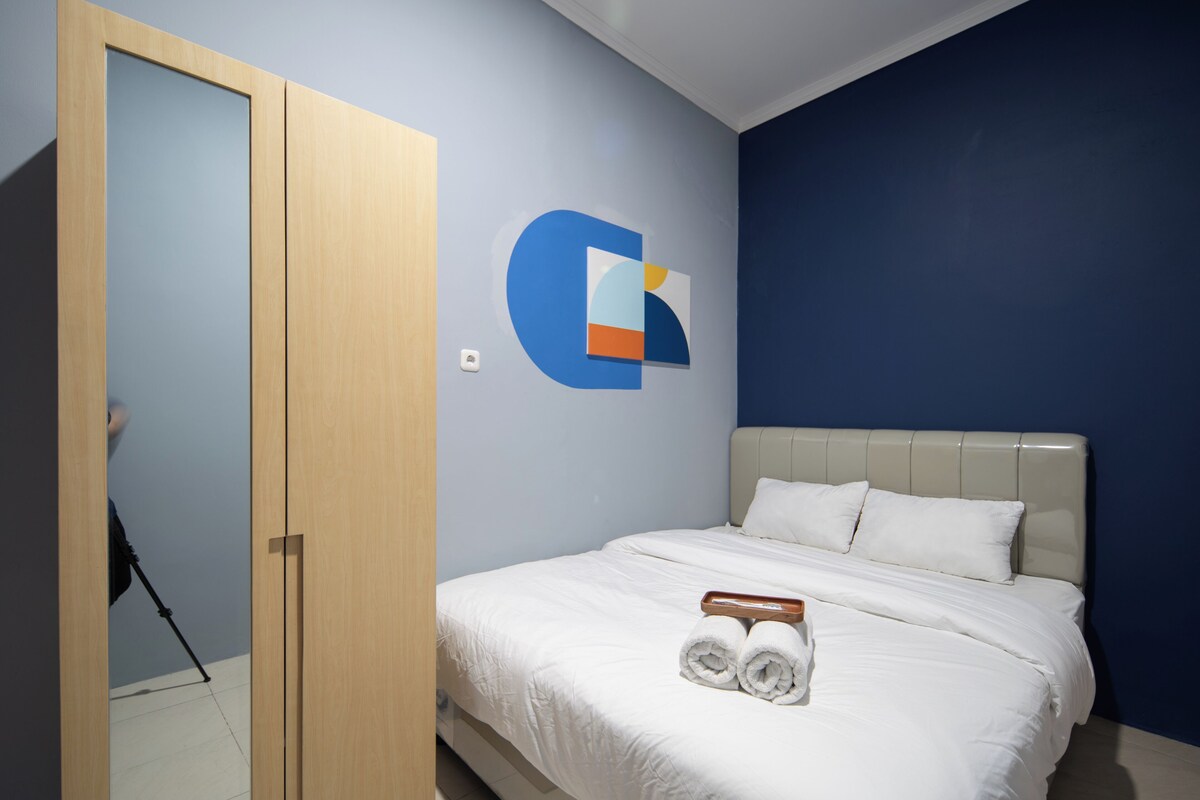 Quarto superior | Wi-Fi de cortesia, roupa de cama
