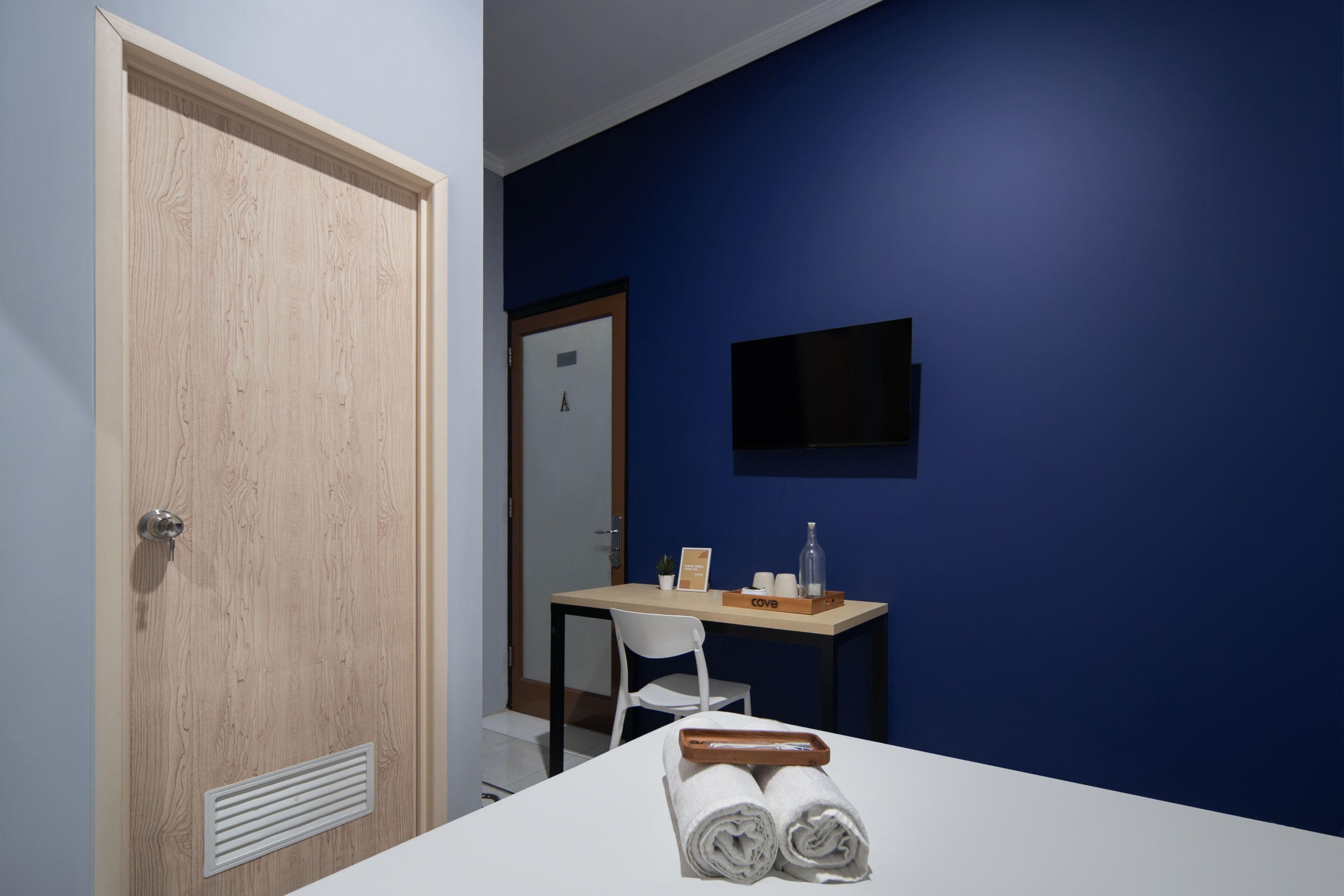 Standard Room | WiFi (free), bed sheets