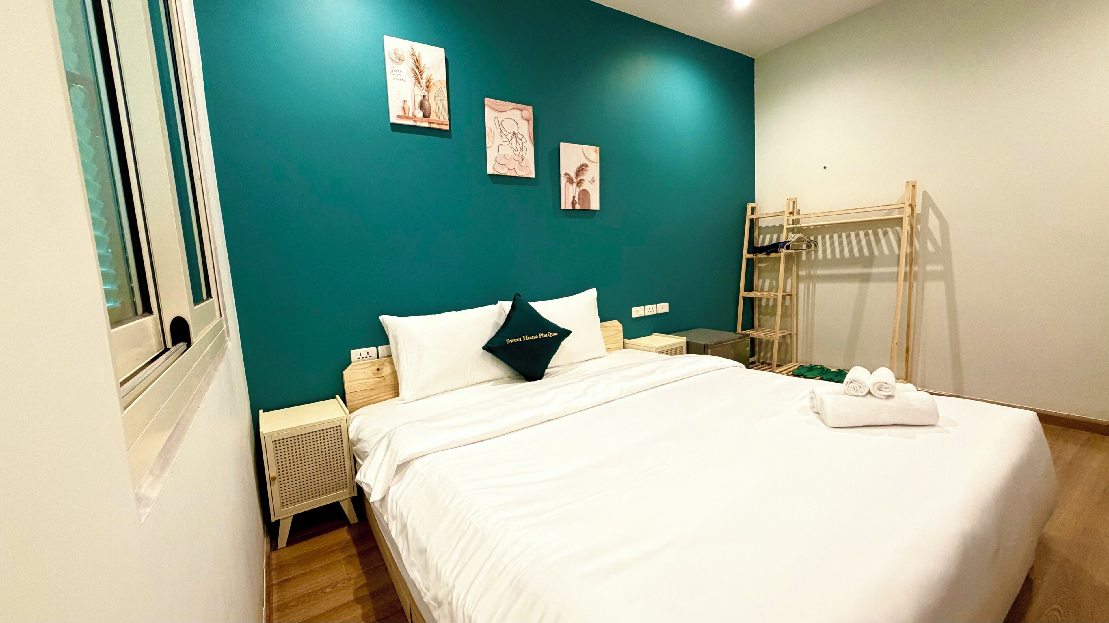 Superior Double Room | Egyptian cotton sheets, premium bedding, minibar, desk