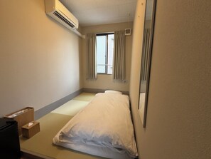 Habitación individual estándar, futón | Wifi gratis 