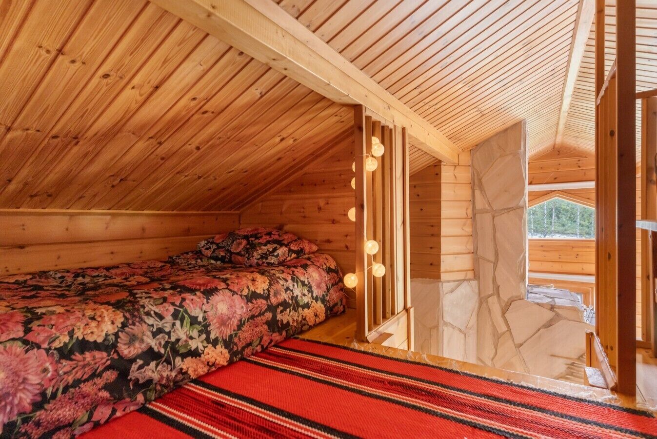WiFi, bed sheets