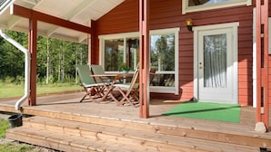 Unclassified image, 2 of 35, button - Aurora Riverside Cabin, Sauna By Lapland Host (Rovaniemi)