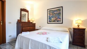 Unclassified image, 5 of 19, button - 2 bedroom gorgeous home in Viareggio (Viareggio)