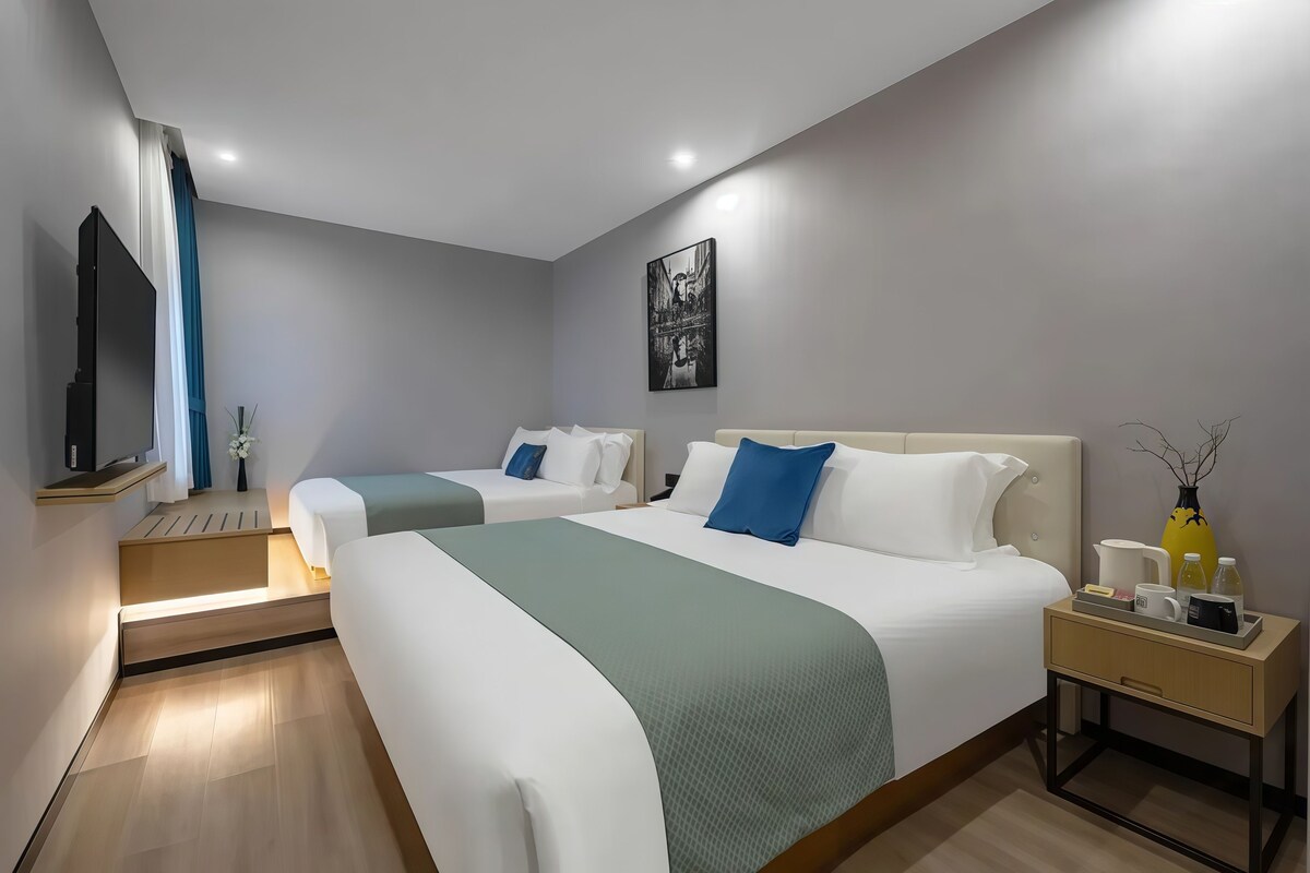 Superior Quadruple Room, City View | Blackout drapes, WiFi (free), bed sheets