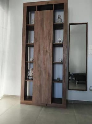 Unclassified image, 2 of 20, button - Daisy Apartment – Modern Comfort with a Balcony in Molfetta (Molfetta)