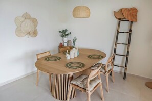 Dining - Tropical apartment near Piscadera beach | Newly renovated (Curacao)