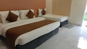 Desk, free WiFi - Soul Forest Resort Rishikesh (Shivpuri Range)