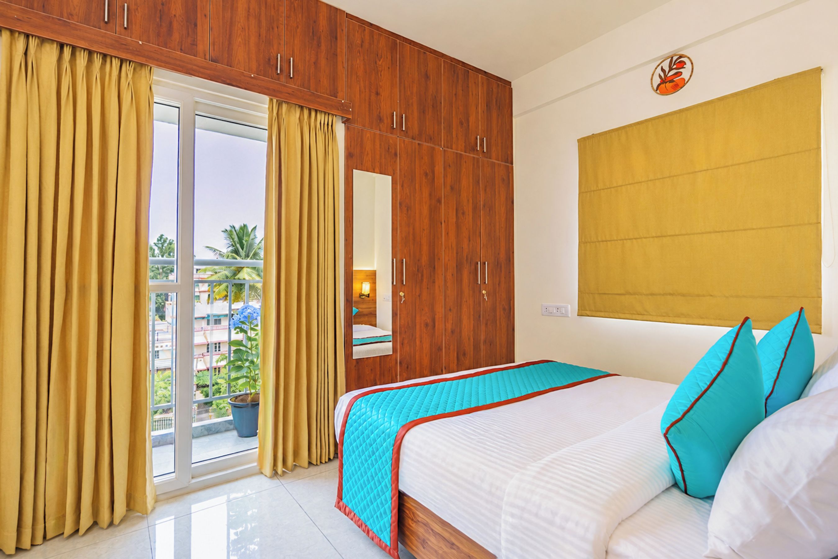 Premium Suite, City View | Laptop workspace, free WiFi, bed sheets