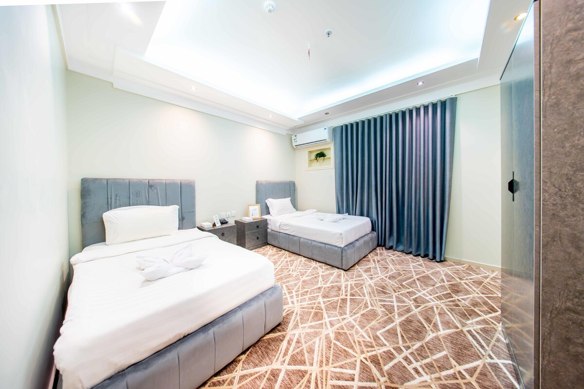 Minibar, blackout drapes, iron/ironing board (on request), WiFi (free)