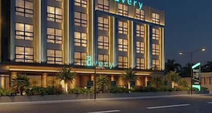 Avery Hotel & Waterpark Surabaya Tugu Pahlawan by WH