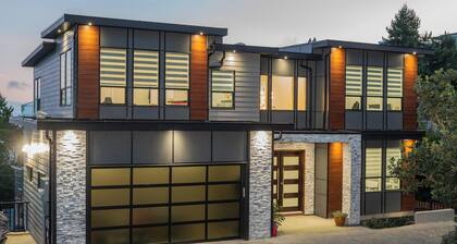 OceanVista–Spacious 2BR, 3BD, 1BTH, Free parking; Stunning Ocean & Mountain View