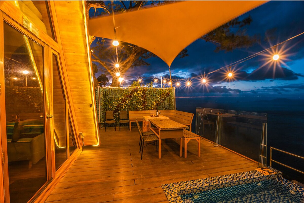 Comfort Cabin, Lake View | Free WiFi