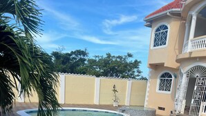 Pool - Plantation Villa with Pool-5-Min Walk to Plantation Cove, near by beach access. (Plantation Village)