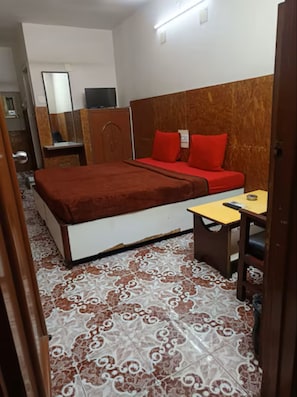 Standard Room | WiFi (free) - Meena Guest House  (Kolkata)