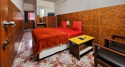Meena Guest House