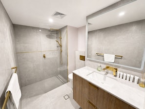 Bathroom - Beachside Ocean View 1BR Central Surfers (Surfers Paradise)