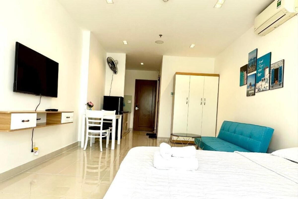Executive Apartment, Balcony, City View