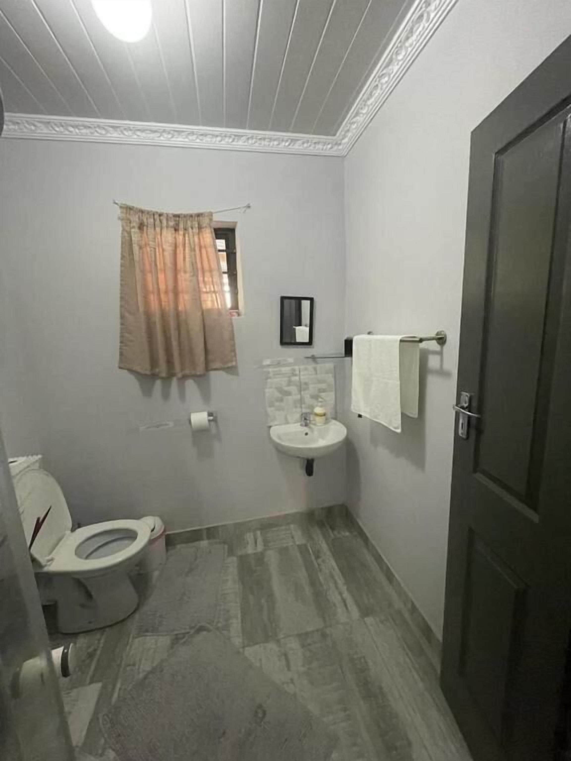 Apartment, Balcony | Bathroom | Free toiletries, towels, soap, shampoo