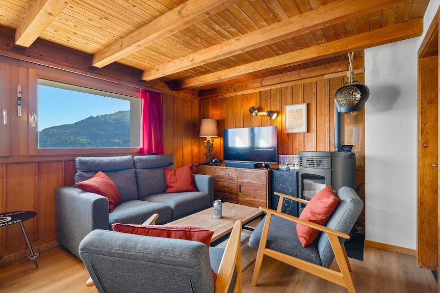 Le Cagibi Chalet - Sleeps 6 - Cozy And Quiet - Nendaz