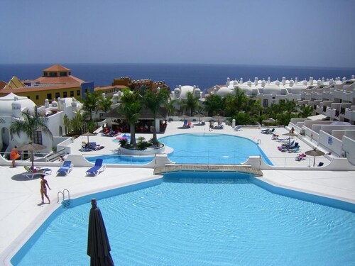 Tenerife Paradise With Heated Pool