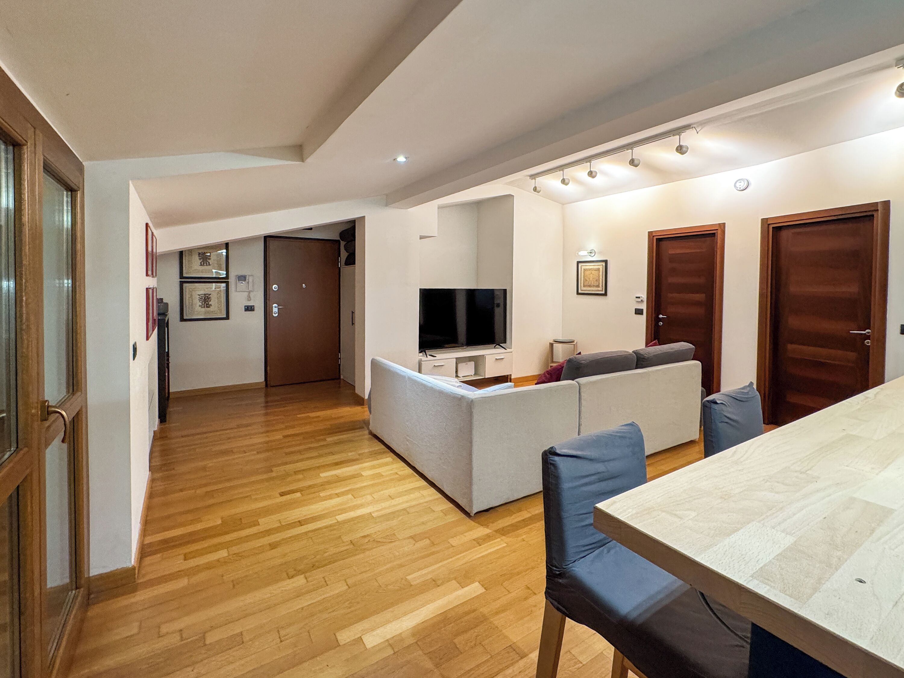 Appartement, balcon, vue ville | Coin séjour