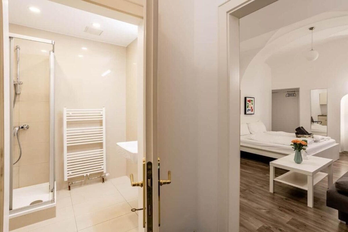 Studio, vue jardin