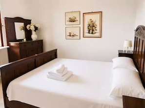 Room - Relaxing Retreat Near Acqui Terme & Monferrato (Bergamasco)