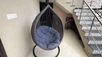 Vila, balkon | Teras/patio
