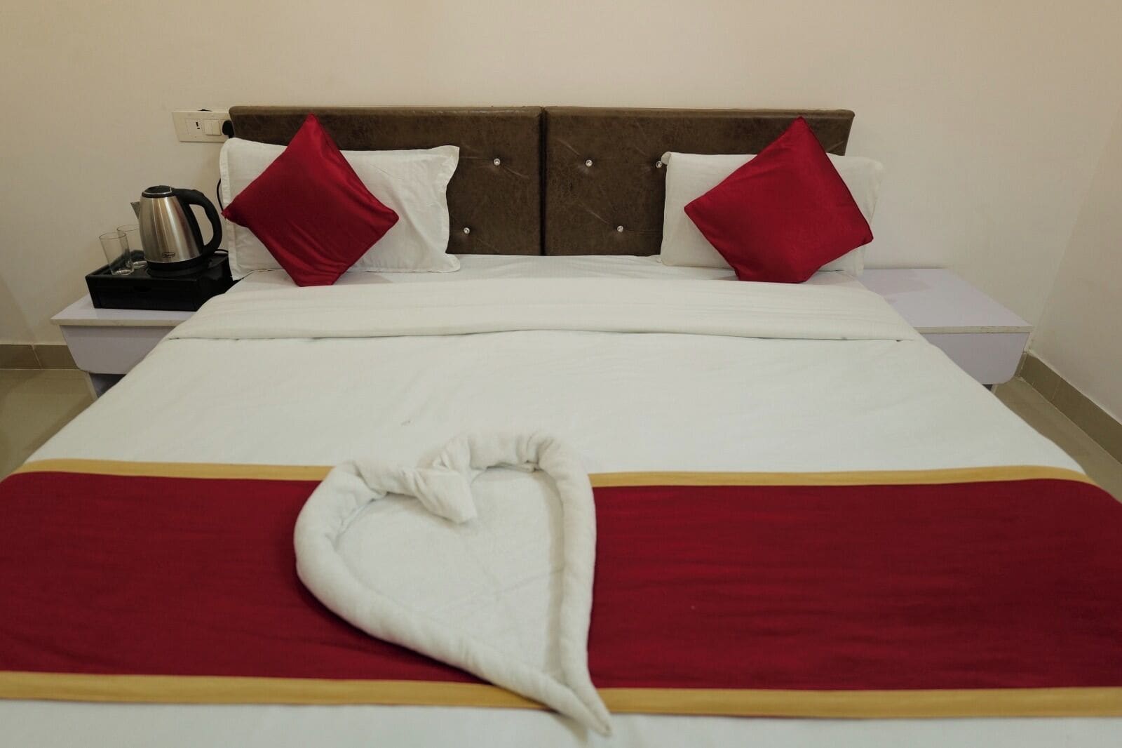 Deluxe Room | Desk, WiFi (free)