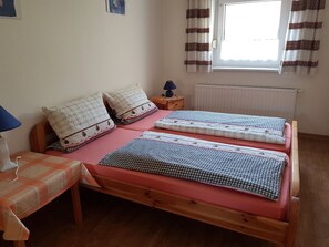 WiFi (free), bed sheets - Vrbo Property (Dahme-Rietdorf)