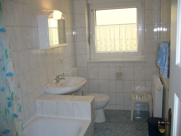 Bathroom - Vrbo Property (Dahme-Rietdorf)