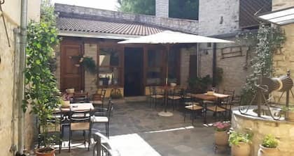 Hagiati GuestHouse - Single Room Castle Ioannina