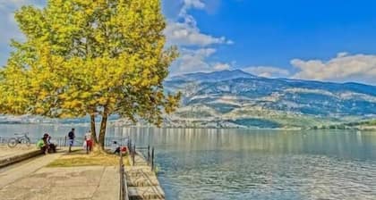 Hagiati GuestHouse - Triple Getaway inthe Castle Ioannina